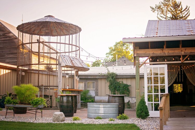 vintage silo bar at wedding venue